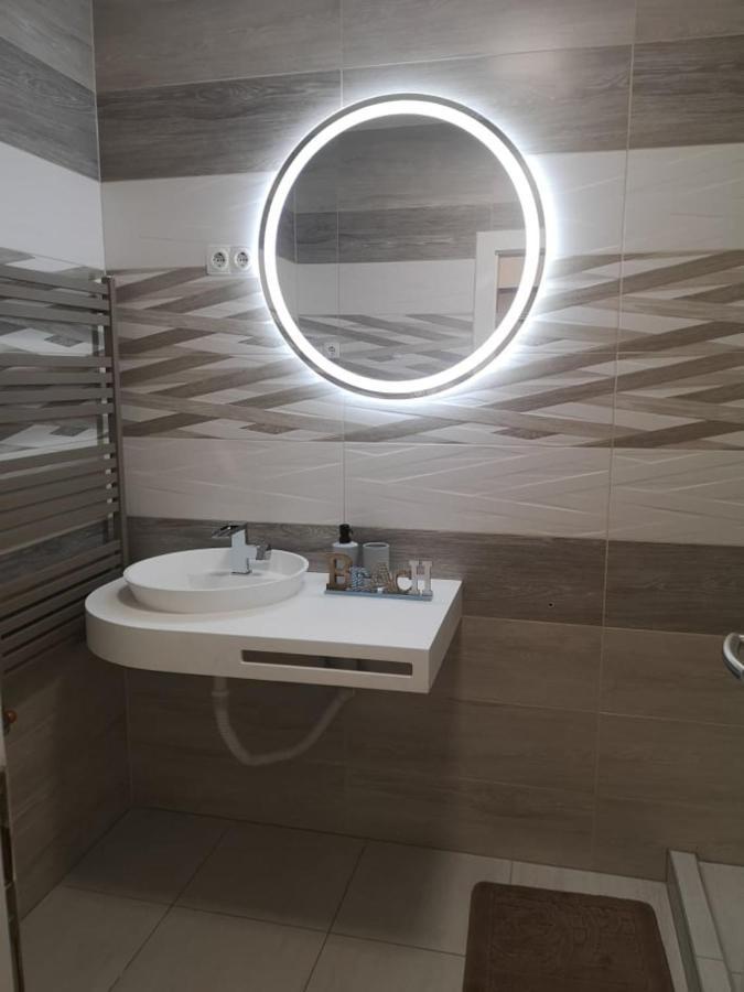 Relax Beach Apartman Hajdúszoboszló المظهر الخارجي الصورة