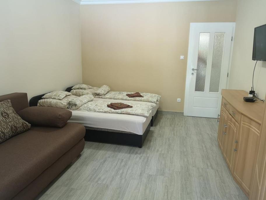 Relax Beach Apartman Hajdúszoboszló المظهر الخارجي الصورة