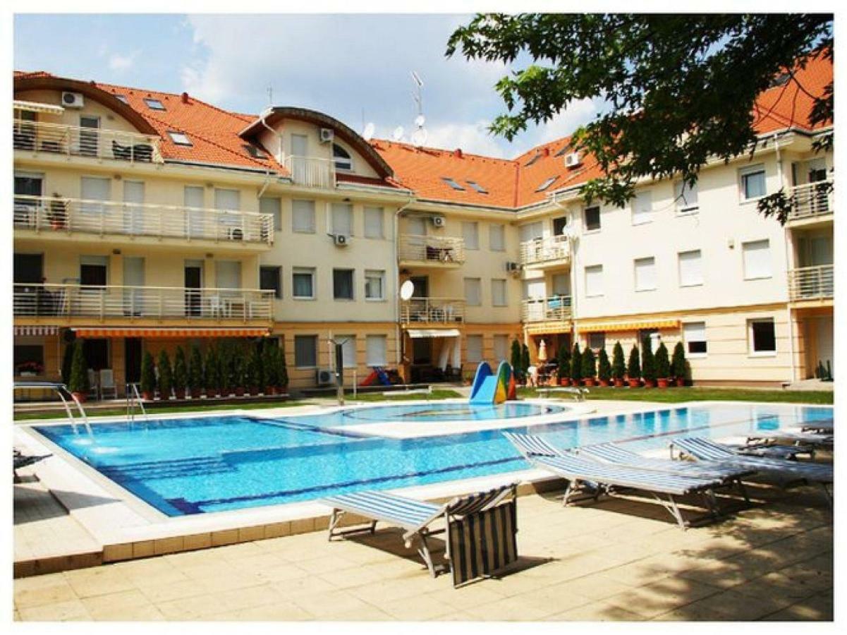 Relax Beach Apartman Hajdúszoboszló المظهر الخارجي الصورة